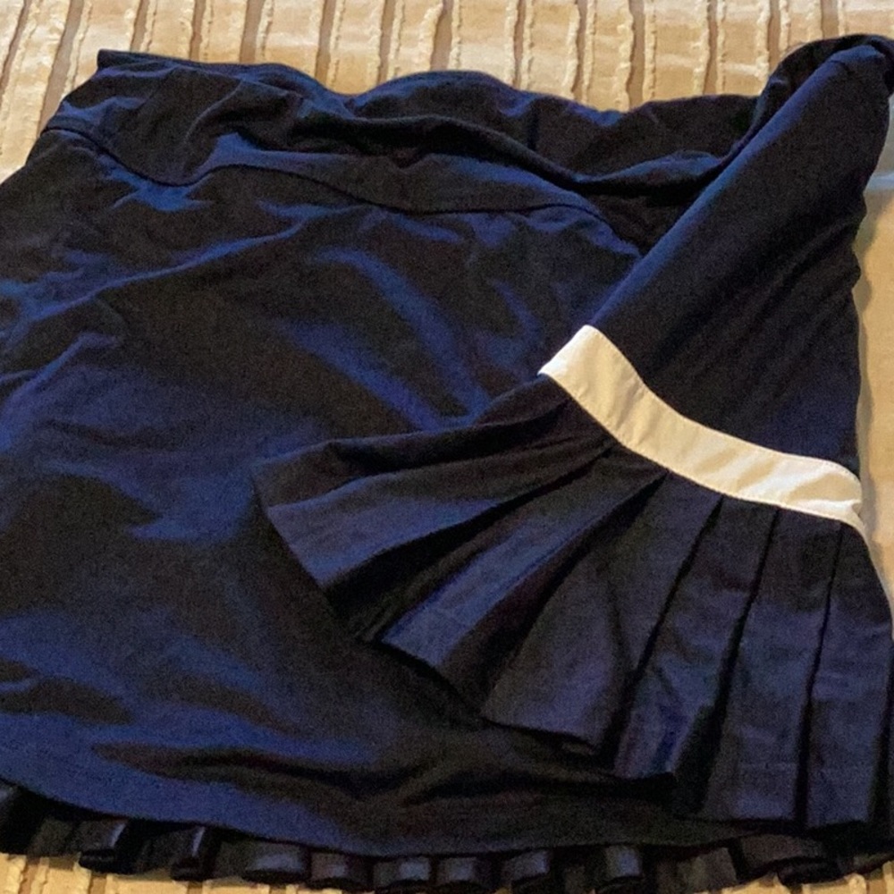 Fila tennis skort with back pleats